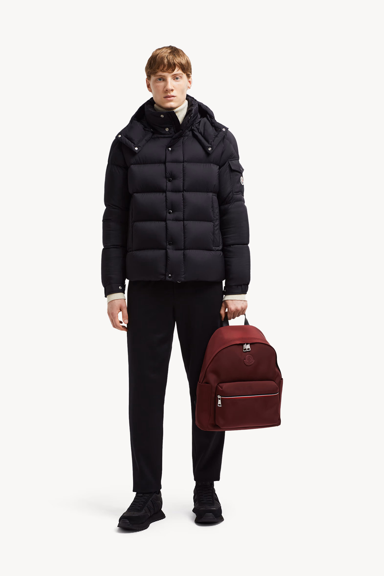 Plumífero corto con capucha Moncler Maya 70 Hombre Negro Moncler 0